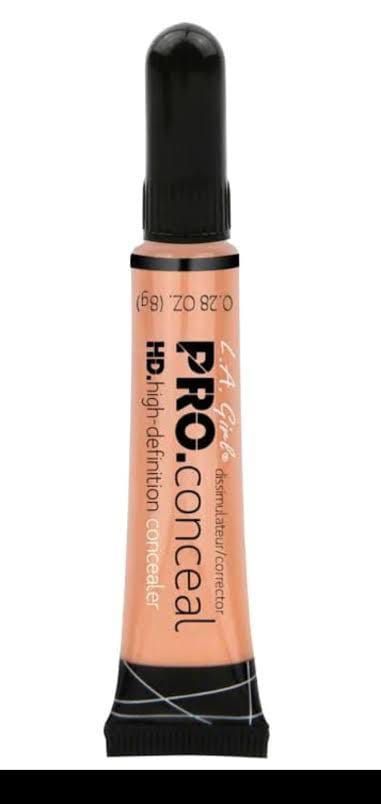7 in 1 Makeup Deal Includes - Setting Spray, BB Cream, Primer, Lip Tint, Concealer, Mascara and Eyeliner View Gallery - Pakistan