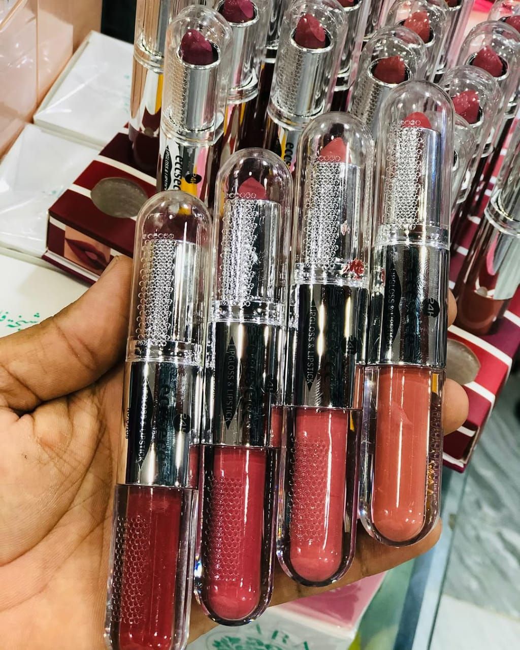 Highly Pigmented, Soft And Smooth Texture Matt - 2 in 1 Lipstick + Lipgloss (Random color) View Gallery - Pakistan