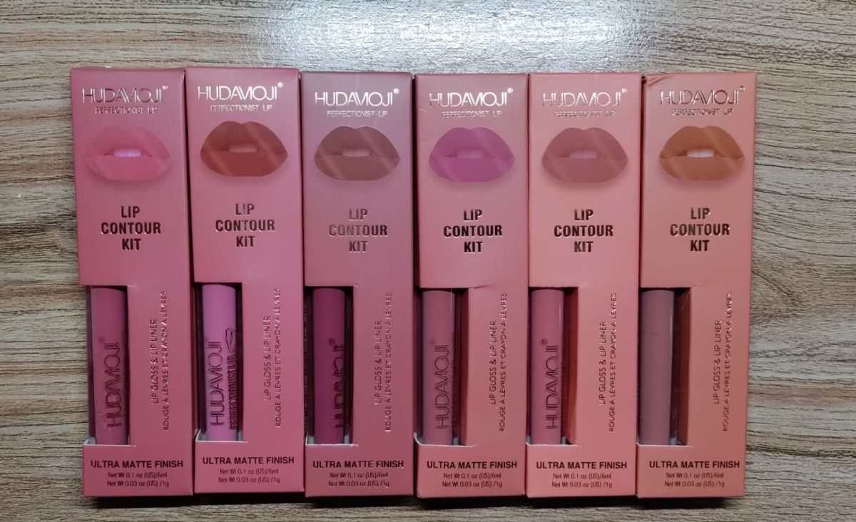 HUDAMOJI Ultra Matte Finish Lip Gloss And Lip Liner Lip Contour Set View Gallery - Pakistan