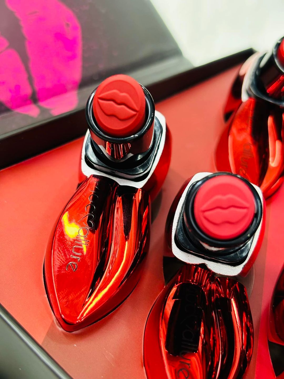 Lip Style Lipstick High Pigment Smooth Lipstick Matte Lipstick ,random Color View Gallery - Pakistan