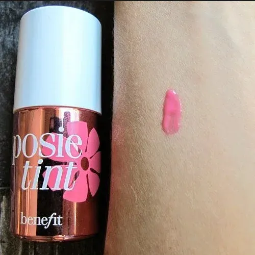 POSIE LIP TINT BY BENEFIT View Gallery - Pakistan