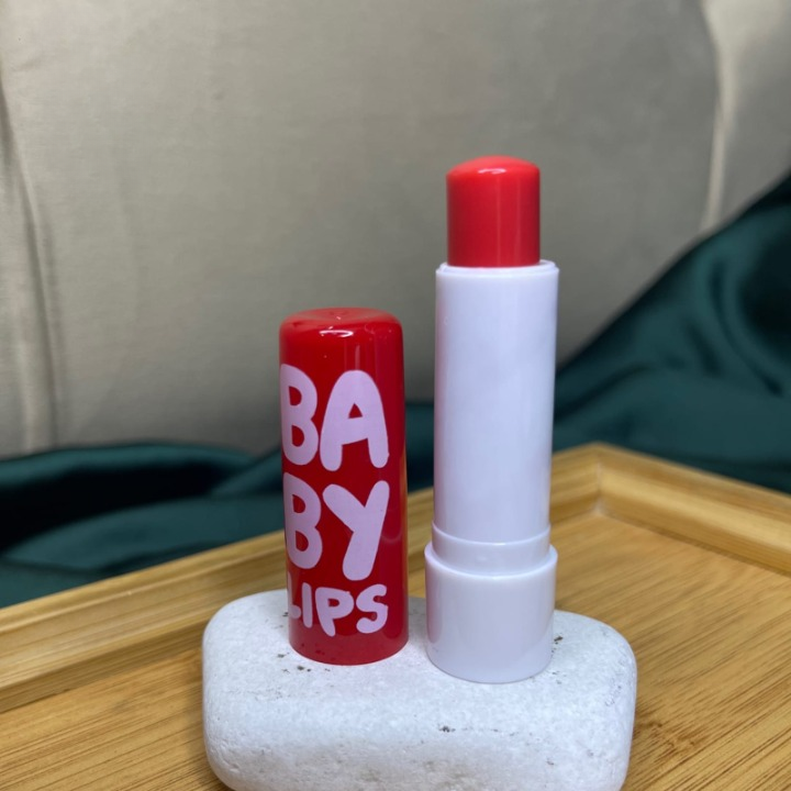 Tinted Lip Balm, Baby Lips Magic Chapstick (Pack of 3) (Random Color) View Gallery - Pakistan