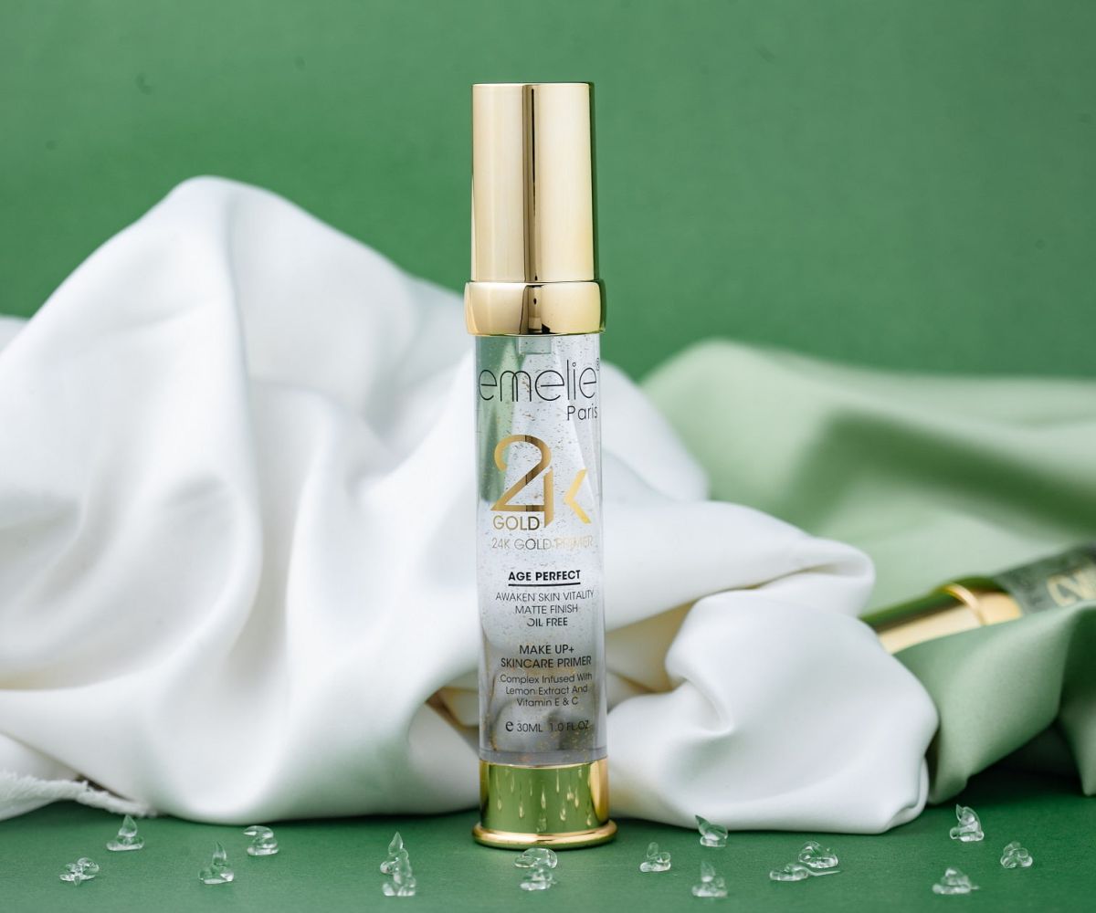 Emelie Paris 24K Gold Age Perfect Makeup+Skincare Primer (30ml) View Gallery - Pakistan