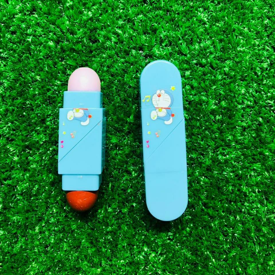 2 In 1 Moisturizing Lip Balm &amp; Lipstick (random color) View Gallery - Pakistan