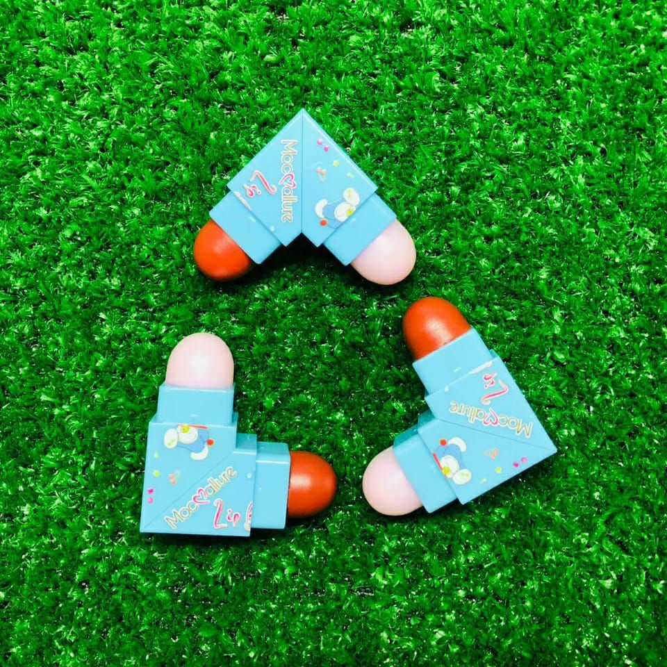 2 In 1 Moisturizing Lip Balm &amp; Lipstick (random color) View Gallery - Pakistan