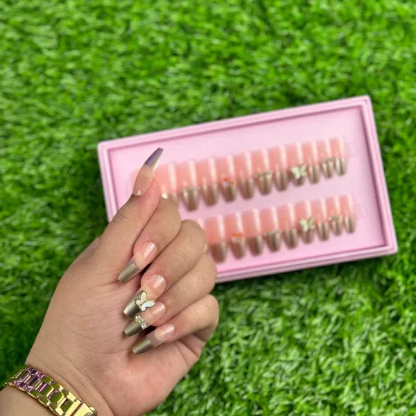 24 Pcs Blush Butterfly Nails (with glue ) View Gallery - Pakistan