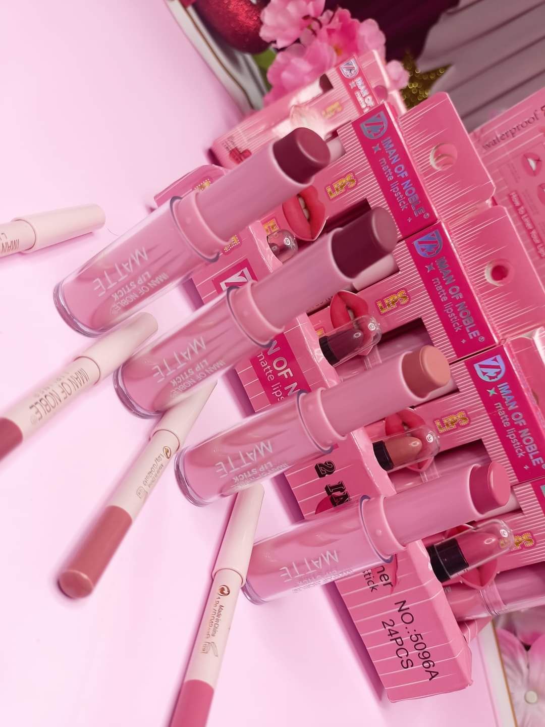 2 In 1 Lipstick And Lip Liner Set View Gallery - Pakistan