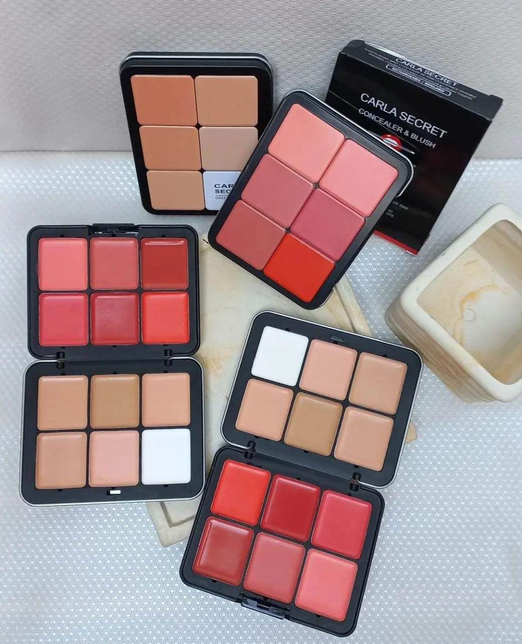 Trendy Carla Secret Cream Concealer &amp; Blush Pallet View Gallery - Pakistan