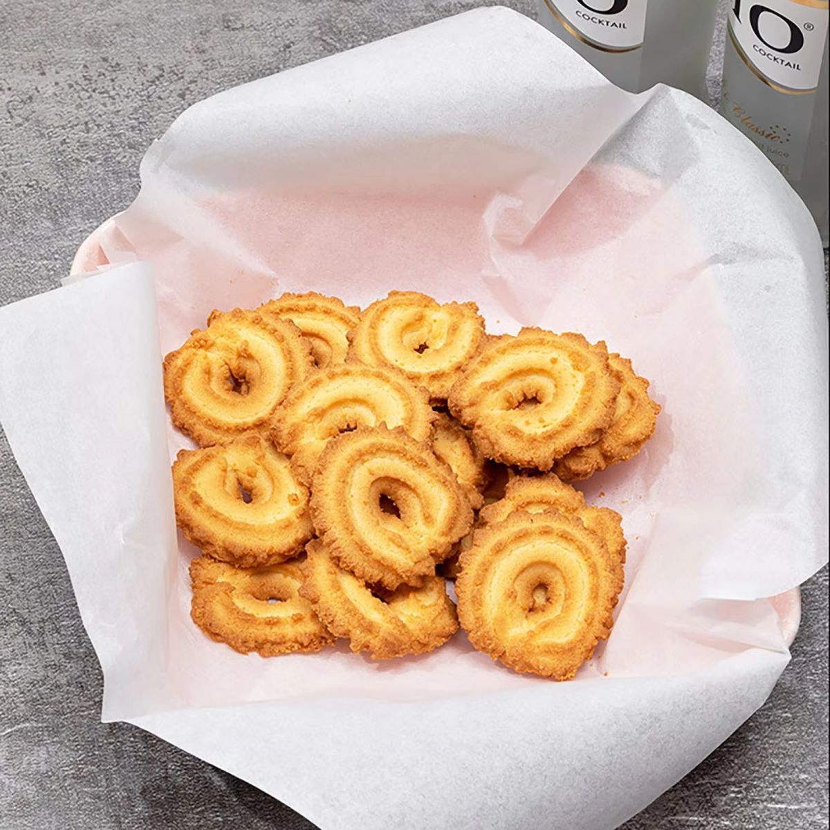 Non Stick Baking Paper Roll For Kitchen Baking, Cooking 30x500cm View Gallery - Pakistan