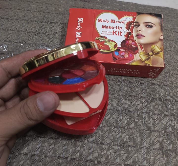 Only Touch All In 1 Make Up Kit View Gallery - Pakistan