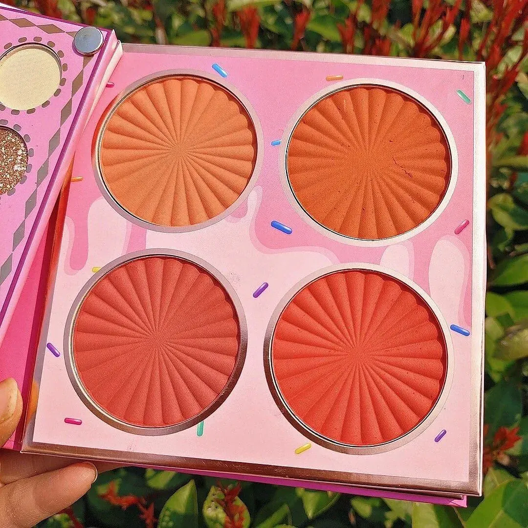 Fashion Makeup Palette Eyeshadow Blush Highlighter Makeup Palette View Gallery - Pakistan