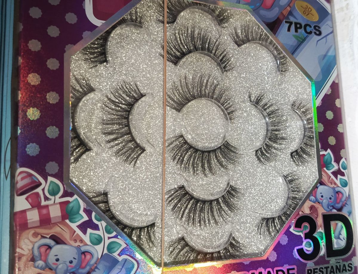 3D Eyelashes 7 pcs Eyelashes for beautiful eyes View Gallery - Pakistan