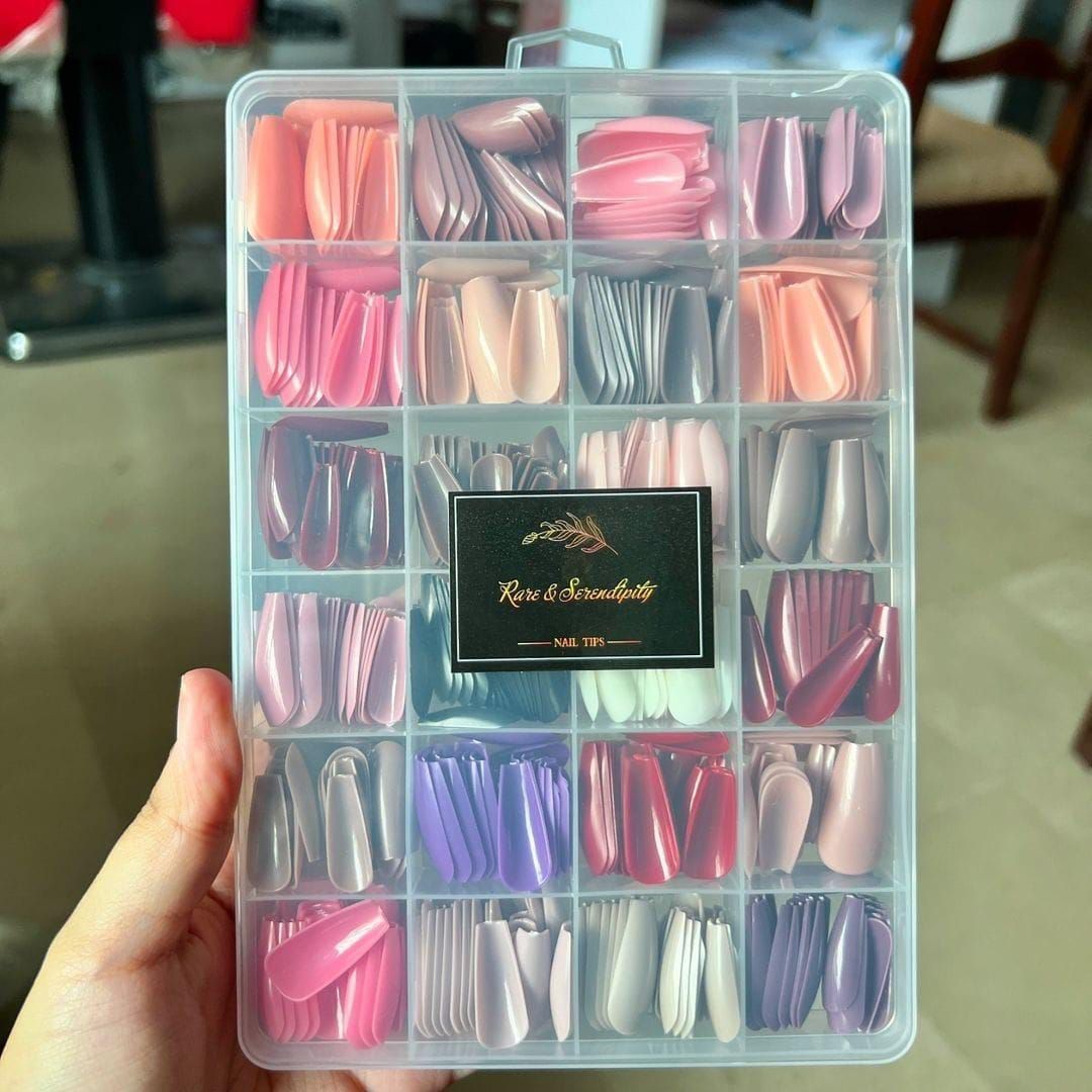 576 pcs nails with box ,Reusable Artificial nails, 24 different colours, beautiful fake nails With Glue  for Girls Women  (Random color) View Gallery - Pakistan