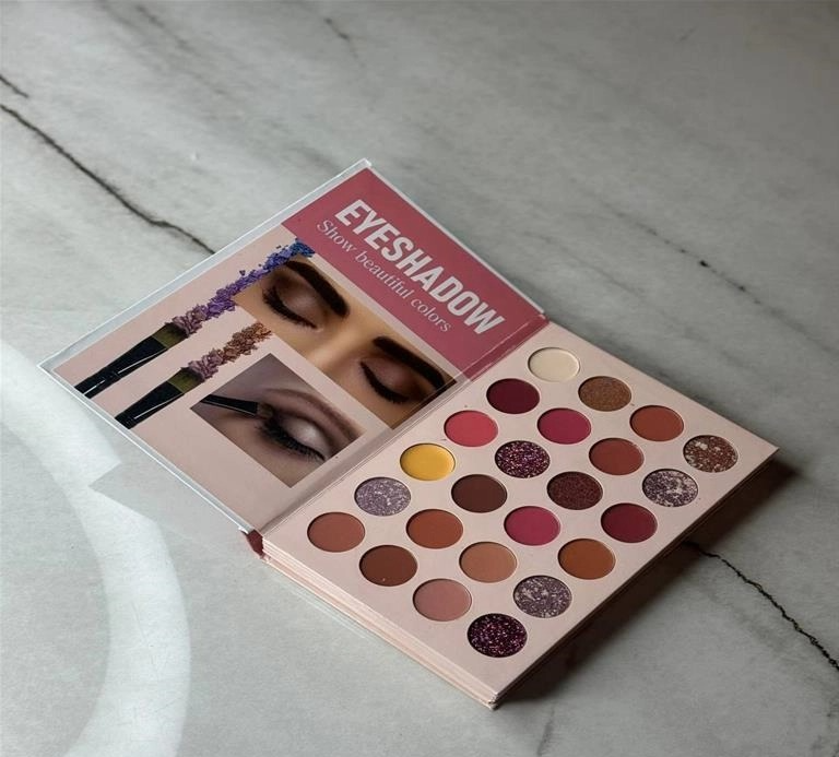 Mocallure 4 In 1 Eyeshadow Palette Book/  Eyeshadow Palette  Blush and eyeshadow Palette View Gallery - Pakistan