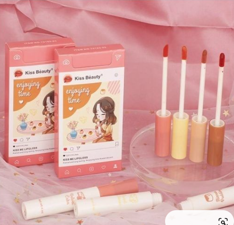 Pack of 4 Kiss Beauty Lipgloss long lasting waterproof Lip View Gallery - Pakistan