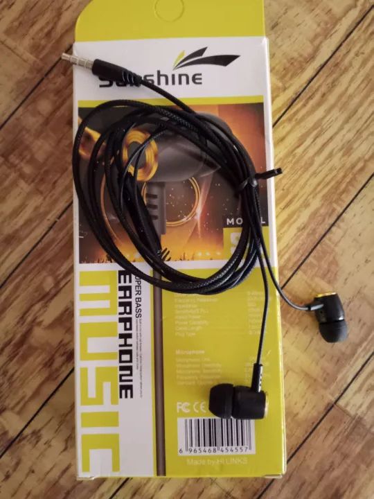Sunshine S-1 Super Bass Music Earphone for Mobile Phones View Gallery - Pakistan