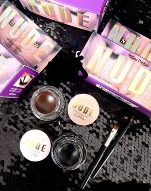 2 in 1 eyebrow gel with 2 brush View Gallery - Pakistan