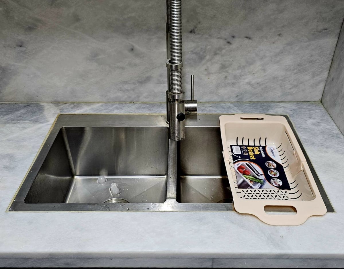 Kitchen Plastic Dish Drainer and Drying Rack Sink Basket for Washing Bowls Utensils Vegetables Fruits Storage Organizer (Random color) View Gallery - Pakistan