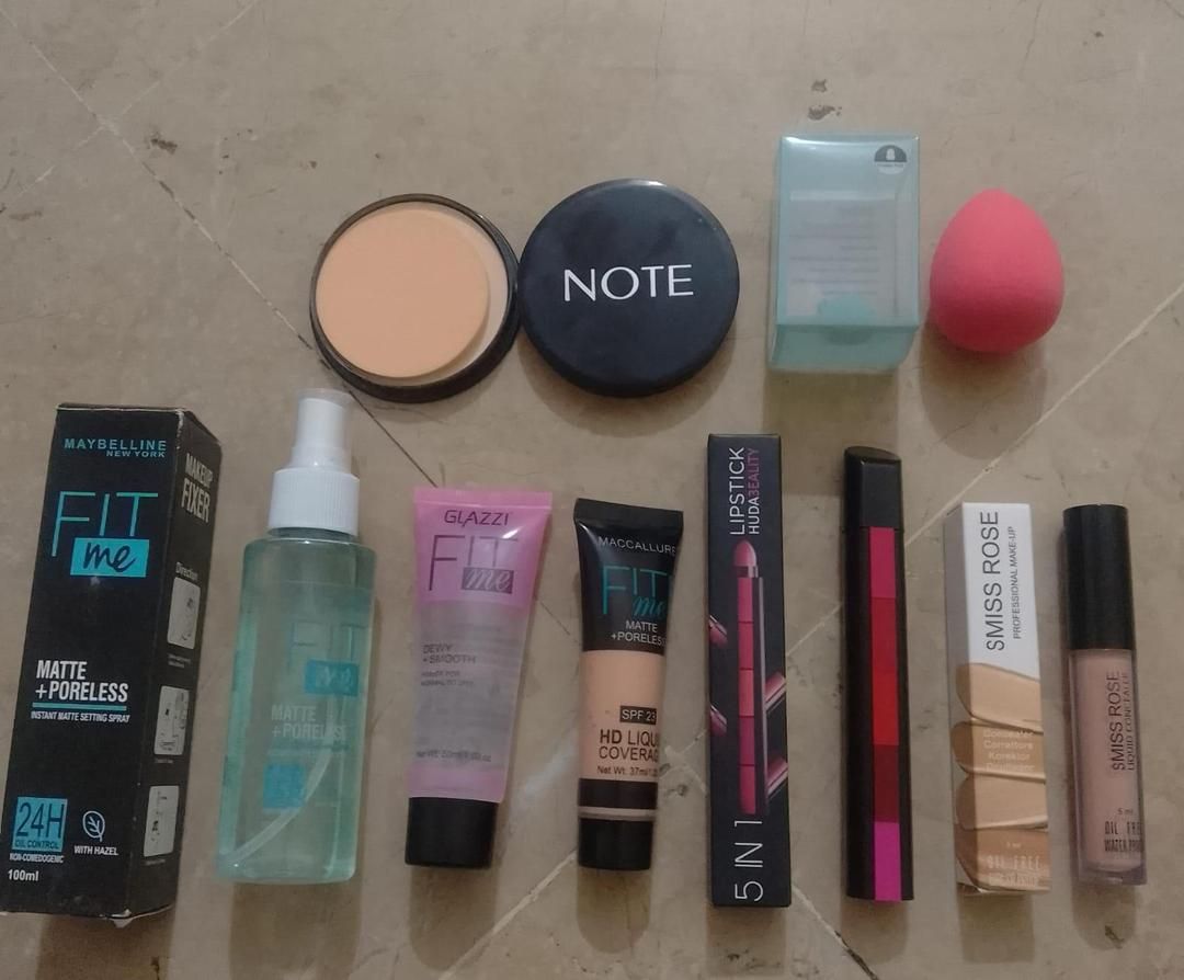 All In One Bundle Make Up Deal 7 in 1 View Gallery - Pakistan