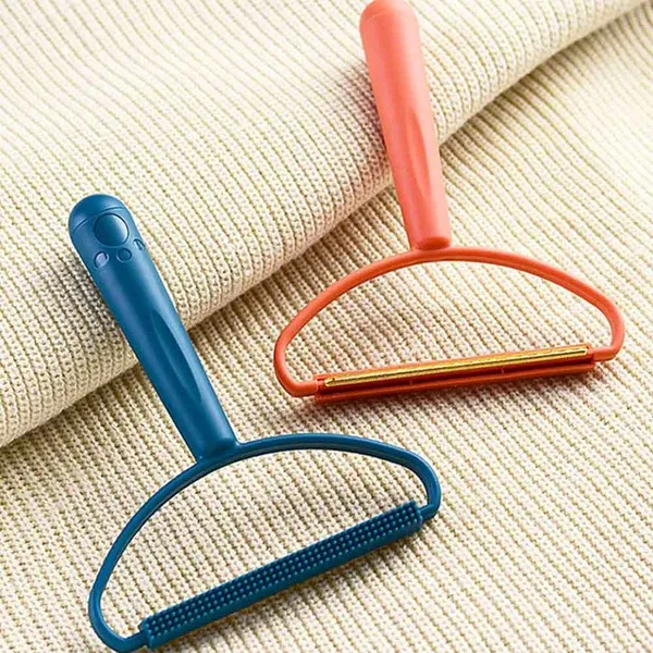 Portable Lint Remover Clothes Fuzz Shaver (Random color) View Gallery - Pakistan