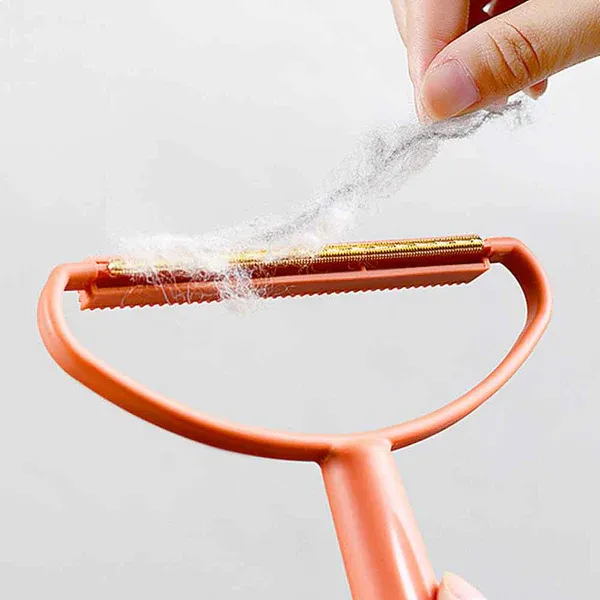 Portable Lint Remover Clothes Fuzz Shaver (Random color) View Gallery - Pakistan