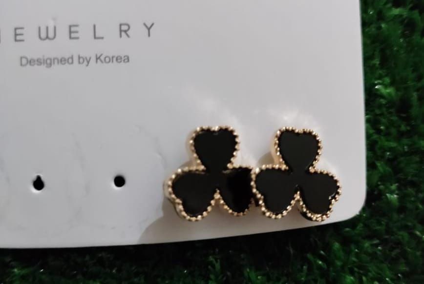 1 Pair Black  Mini hearts trending earrings View Gallery - Pakistan