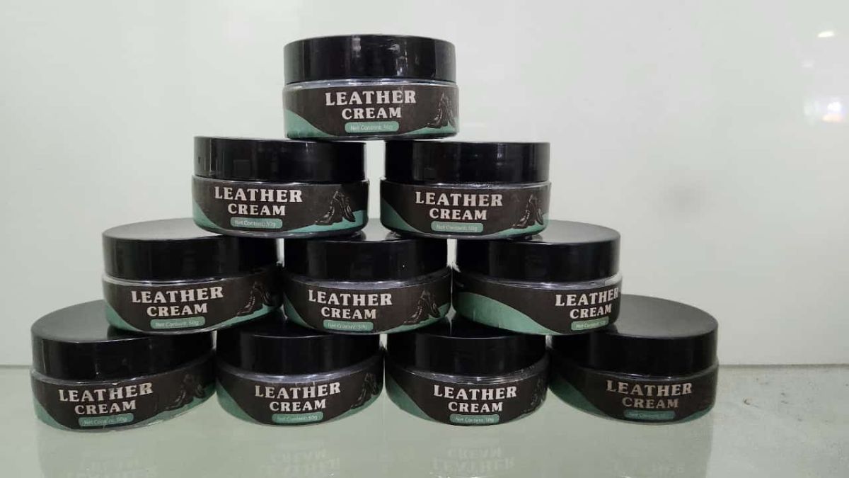 Leather Maintain Repair Cream Polish Restore Shine Moisturizing Care for Leather Products Shoe Bag Car Seat (100 Gm)(without sponge)