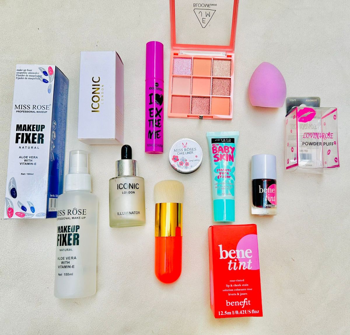 9 in 1 Makeup Deal View Gallery - Pakistan