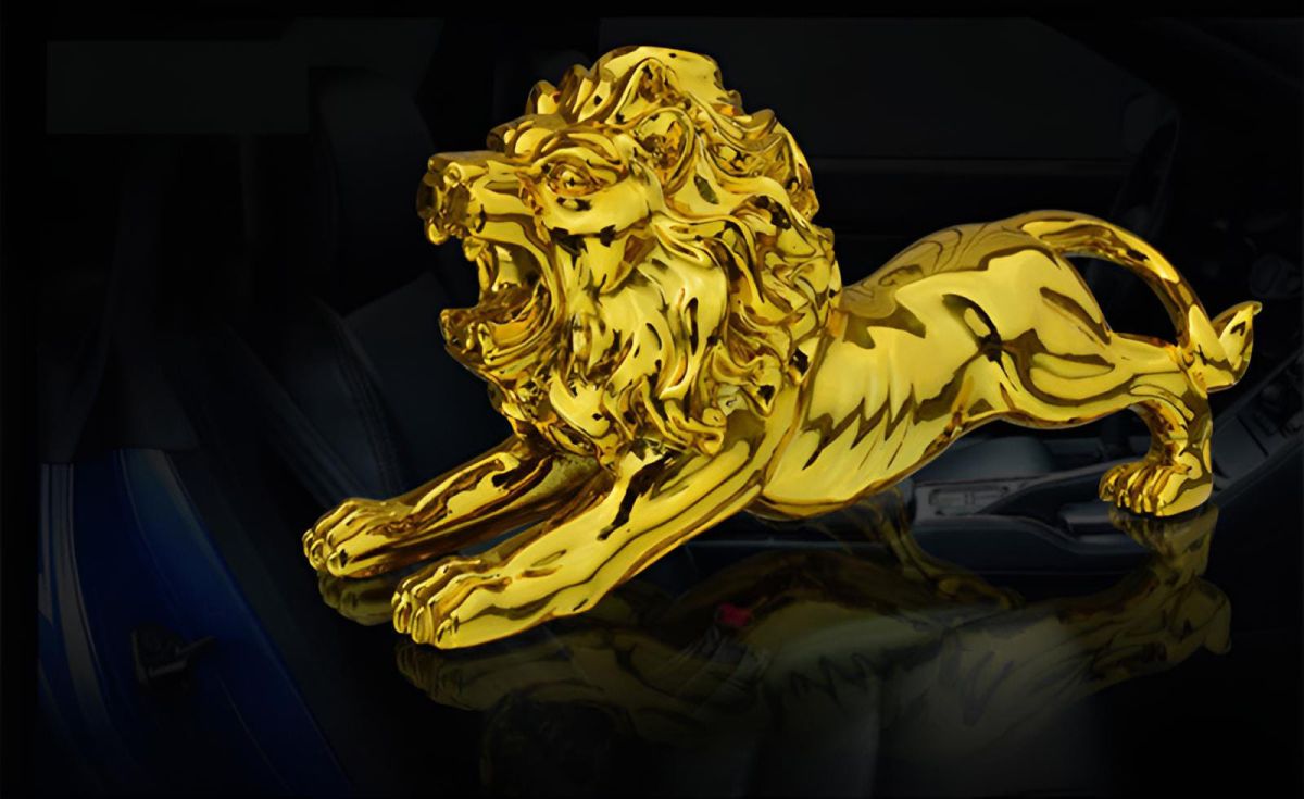 Get Golden Lion Car Dashboard Decoration | Modern Abstract Style Resin Panther Statue | Home Decor Accessories View Gallery - Pakistan