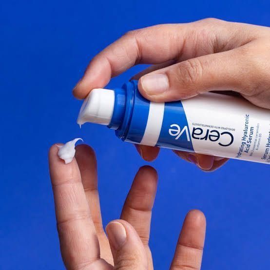 Cerave Hydrating Hyaluronic Acid Serum 30ml View Gallery - Pakistan