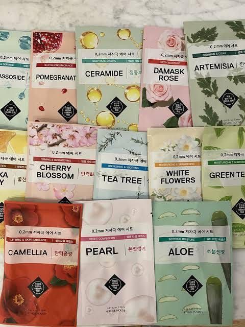 Pack of 6 Random Sheet Masks - Hydrating, Brightening, and Nourishing View Gallery - Pakistan