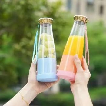 Portable &amp;amp; Rechargeable Battery Mini Juice Blender | Electric Juicer, Anti Drip Blender, Mini Shake Smoothie Blender, Portable Rechargeable Juicer (Random color)