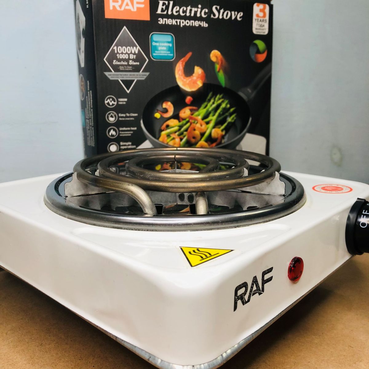 Electric Stove for cooking, Hot Plate heat up in just 2 mins, Easy to clean, (random color ) View Gallery - Pakistan