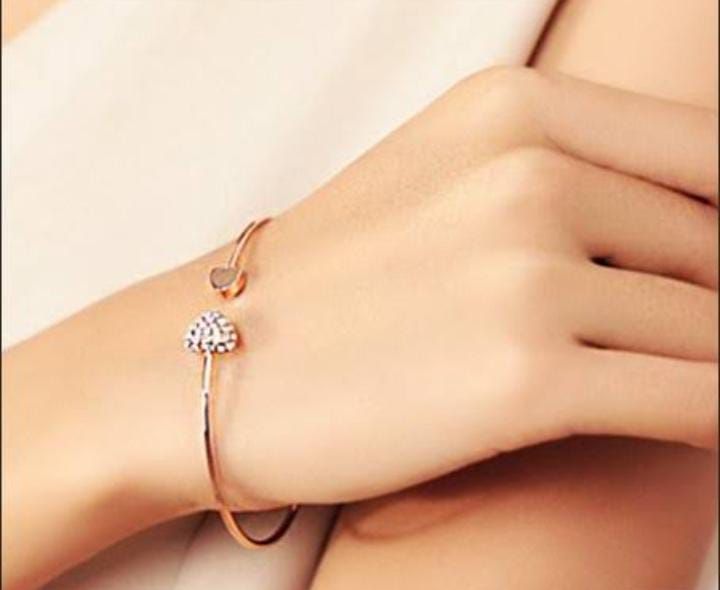 Double Hand love Bracelet Color Rose Gold (Pack of 2) View Gallery - Pakistan