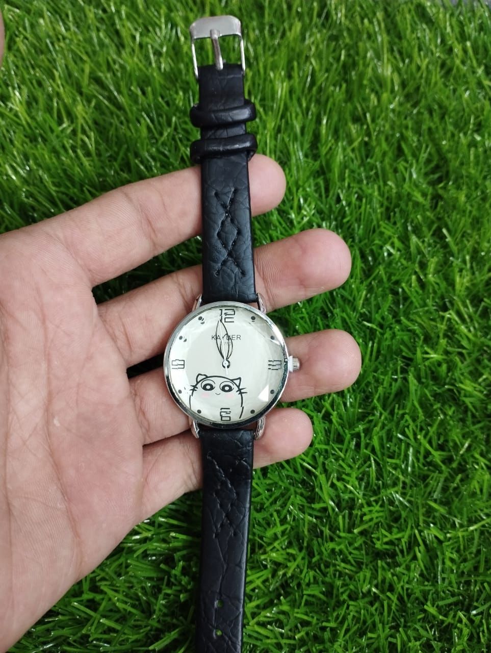 Kayuer Ladies belt Comfortable Wearing Stylish and Casual Quartz Watch Adjustable Buckle to Match Various Occasion Clothes (random color) View Gallery - Pakistan