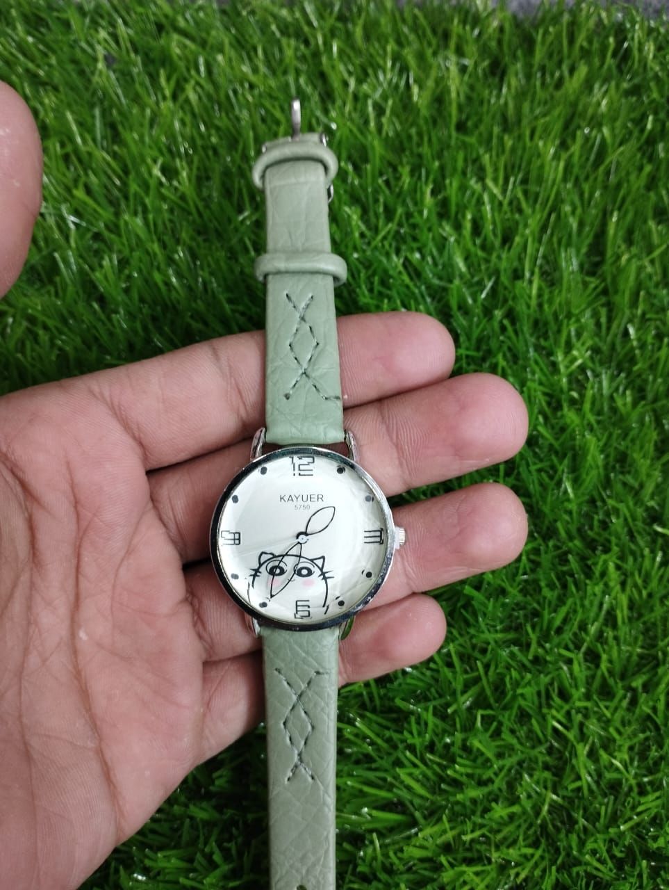 Kayuer Ladies belt Comfortable Wearing Stylish and Casual Quartz Watch Adjustable Buckle to Match Various Occasion Clothes (random color) View Gallery - Pakistan