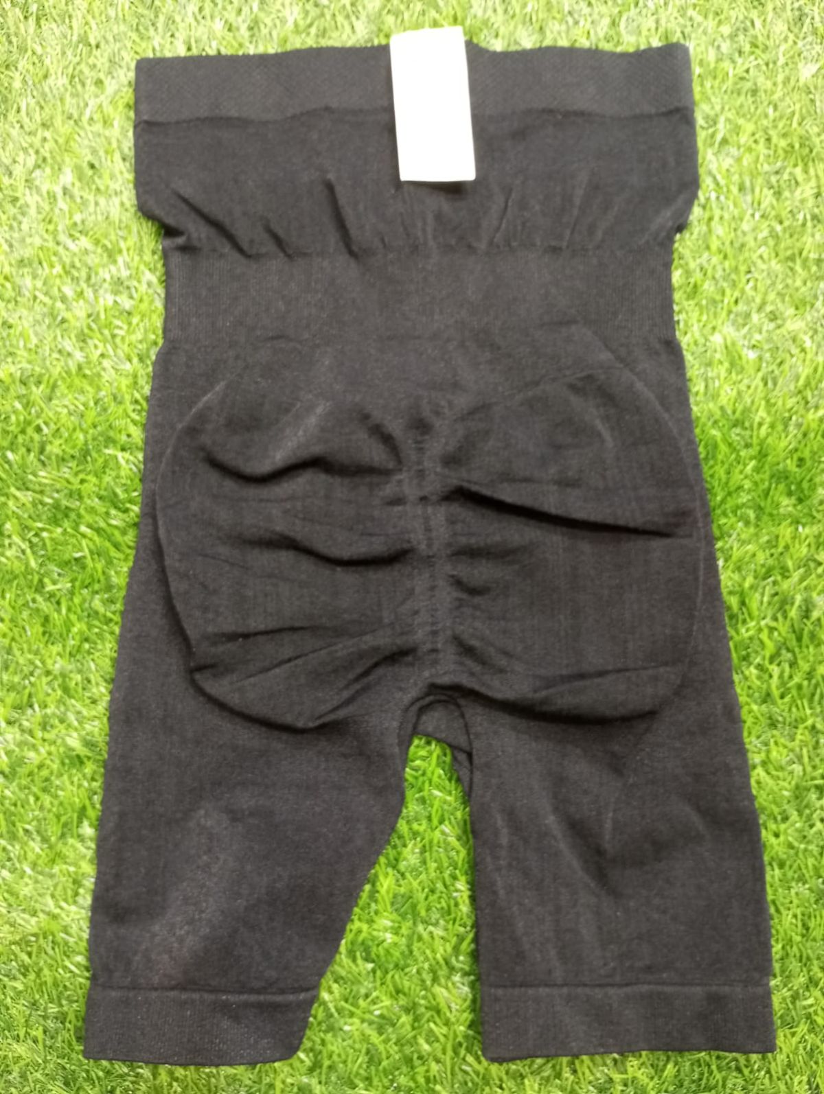 Half Body Shaper High Quality of Fabric (Original China ) Box Packing (random color) View Gallery - Pakistan