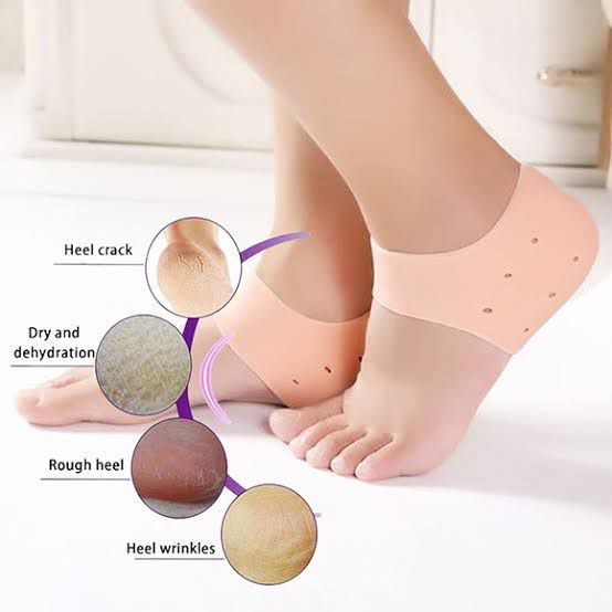 Silicone Anti-Crack Half Heel Socks Set View Gallery - Pakistan