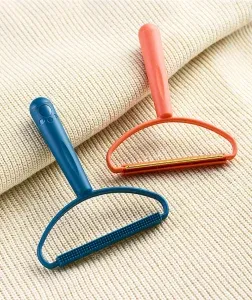Cloth fuzz remover (Random color) View Gallery - Pakistan