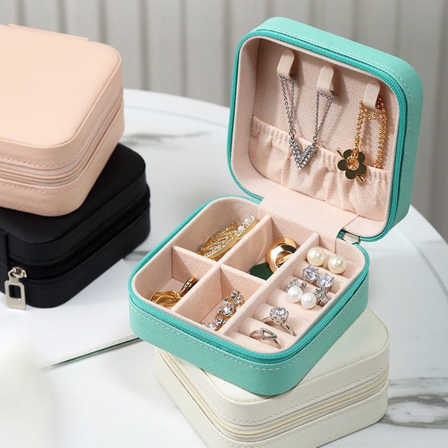 Jewellery Storage Box leather Jewelry Stand Earrings Ring Box Cosmetics Beauty Container Organizer (random color)Made in China