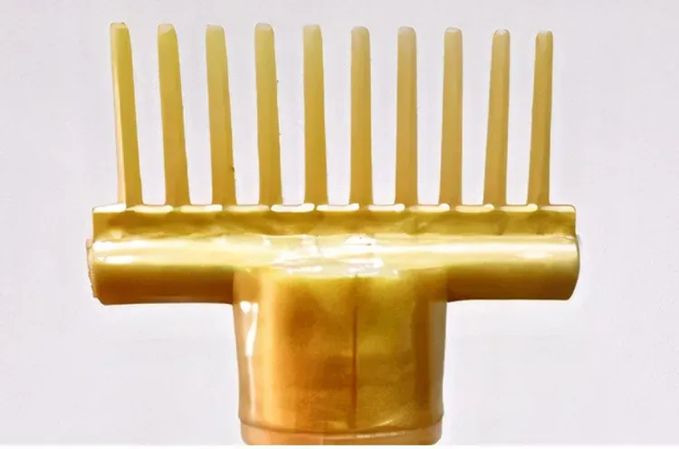 Hair Oil Applicator Bottle, Root oiling Comb bottle for Hair Coloring, Shampoo, Oiling, Dye, and Scalp Treatment for home &amp; commercial (Empty Bottle) View Gallery - Pakistan