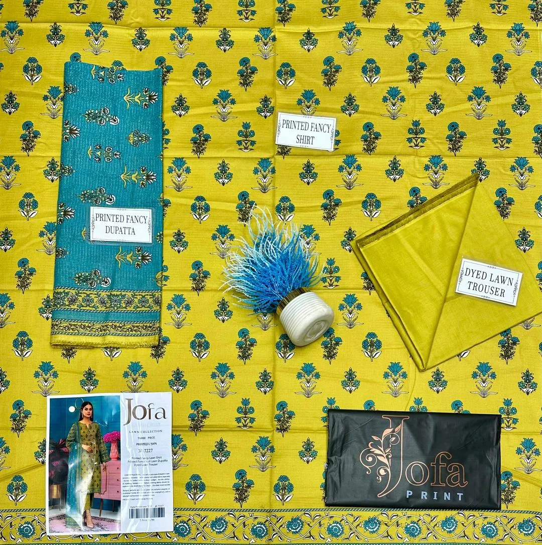 3 Pcs Women's Unstitched Printed Suit View Gallery - Pakistan