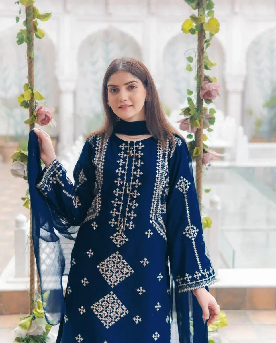 3 Pcs Women's Stitched Cotton Sequins Embroidered Suit View Gallery - Pakistan